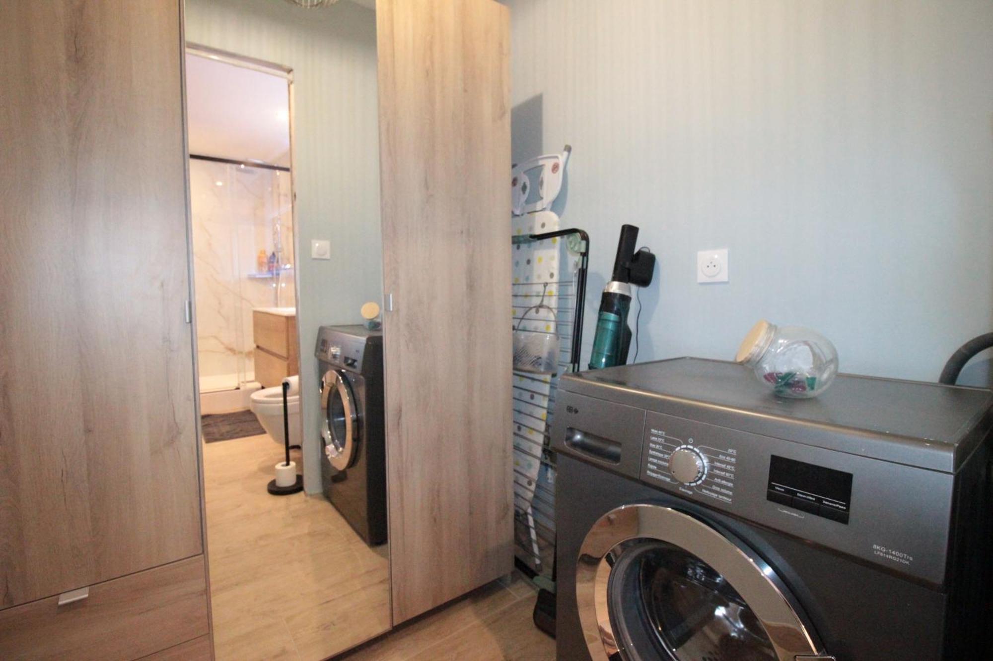 Luxury Studio, Rez De Chaussee, Parking Prive Video Surveillance, Canape Haute Qualite Convertible Couchage 2 Personnes, Centre Ville Proche, Restaurant, Boulangerie 2 Minutes A Pied, Terrasse - 800Metre Carre De Terrain - Gere Par Presta-Zen'Service Verdun Zewnętrze zdjęcie
