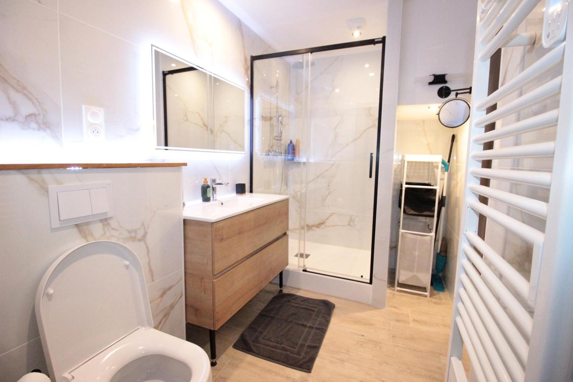 Luxury Studio, Rez De Chaussee, Parking Prive Video Surveillance, Canape Haute Qualite Convertible Couchage 2 Personnes, Centre Ville Proche, Restaurant, Boulangerie 2 Minutes A Pied, Terrasse - 800Metre Carre De Terrain - Gere Par Presta-Zen'Service Verdun Zewnętrze zdjęcie